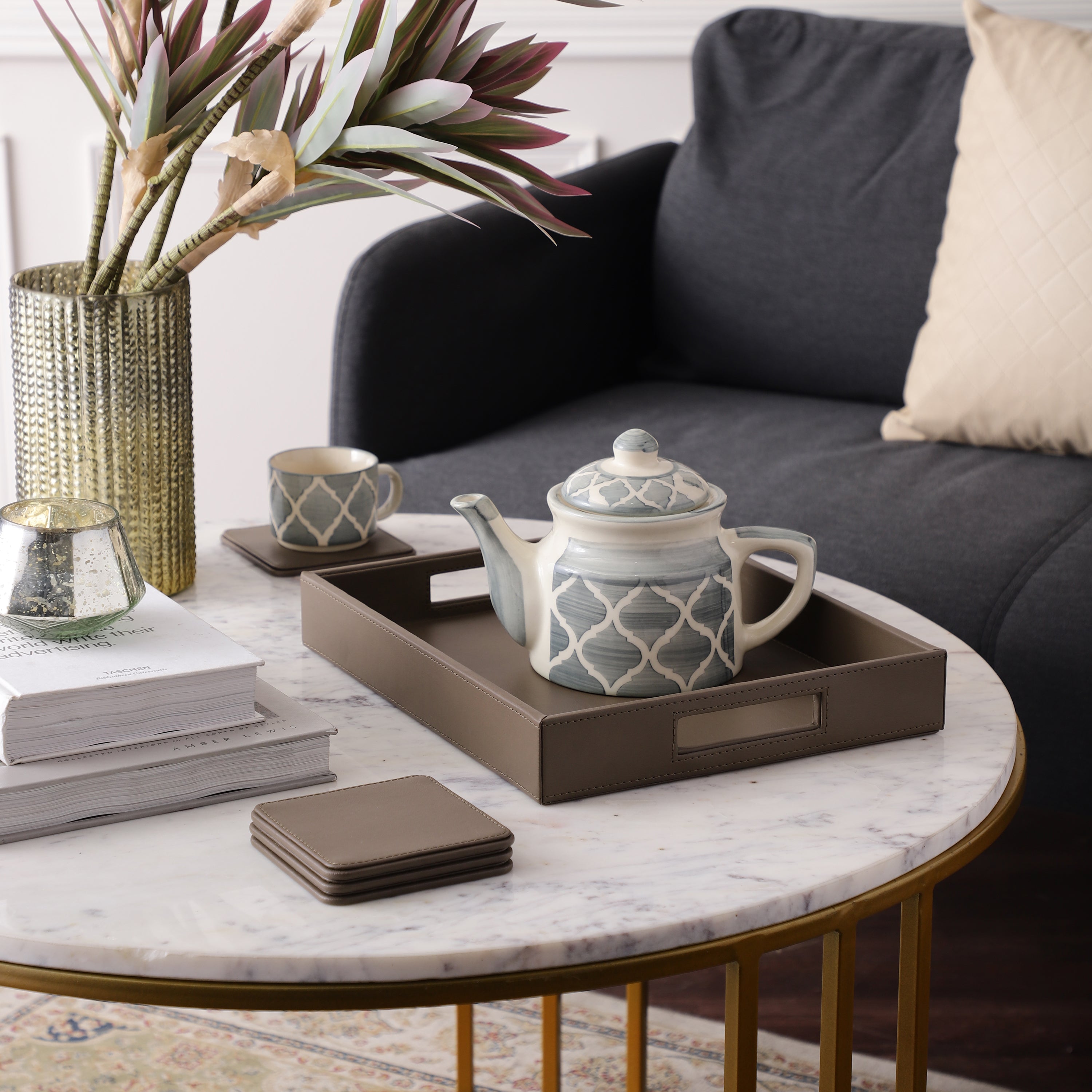 Amaya Tray with 4 Coasters