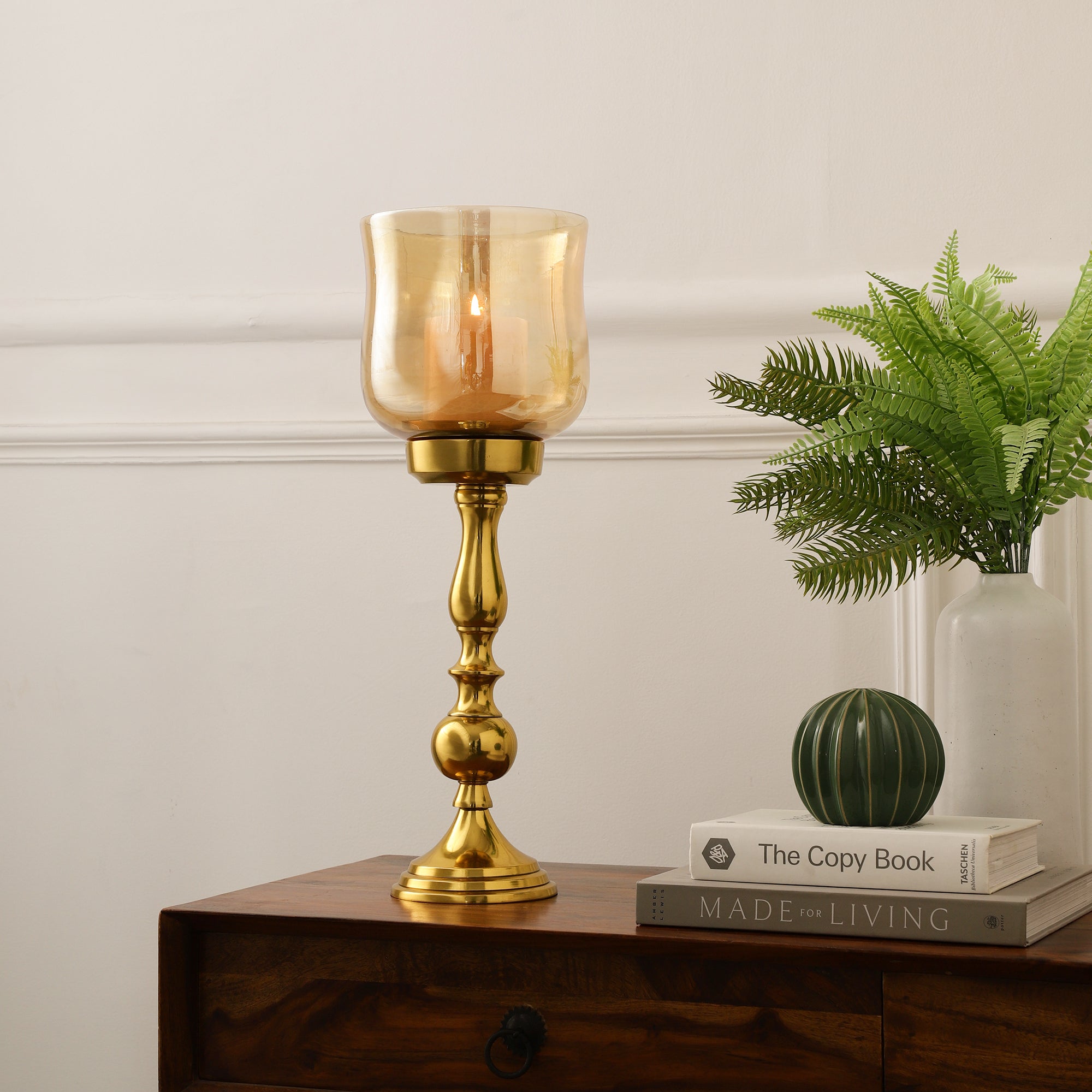 Harley Gold Hurricane Candlestand