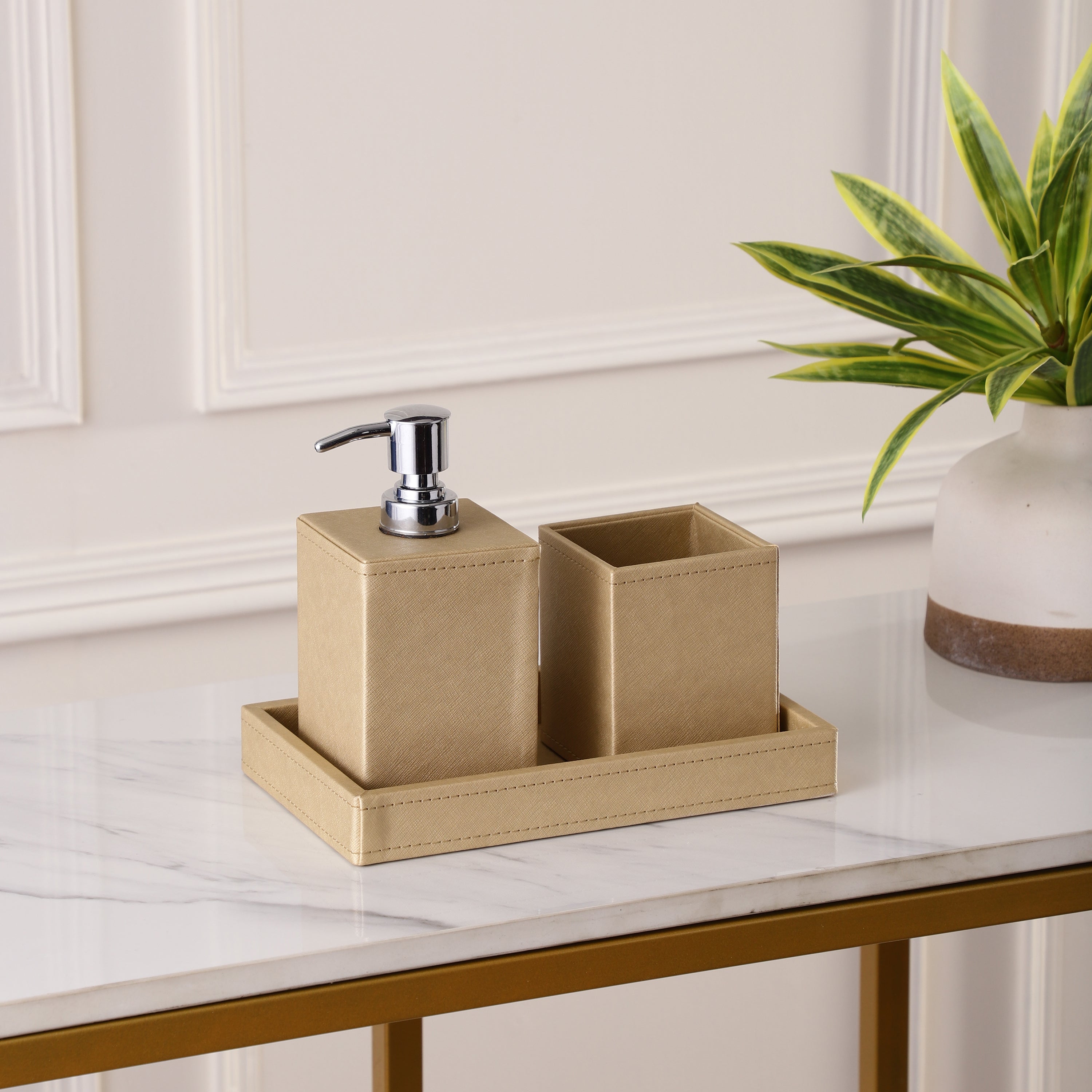 Aura Bathroom Set of 3