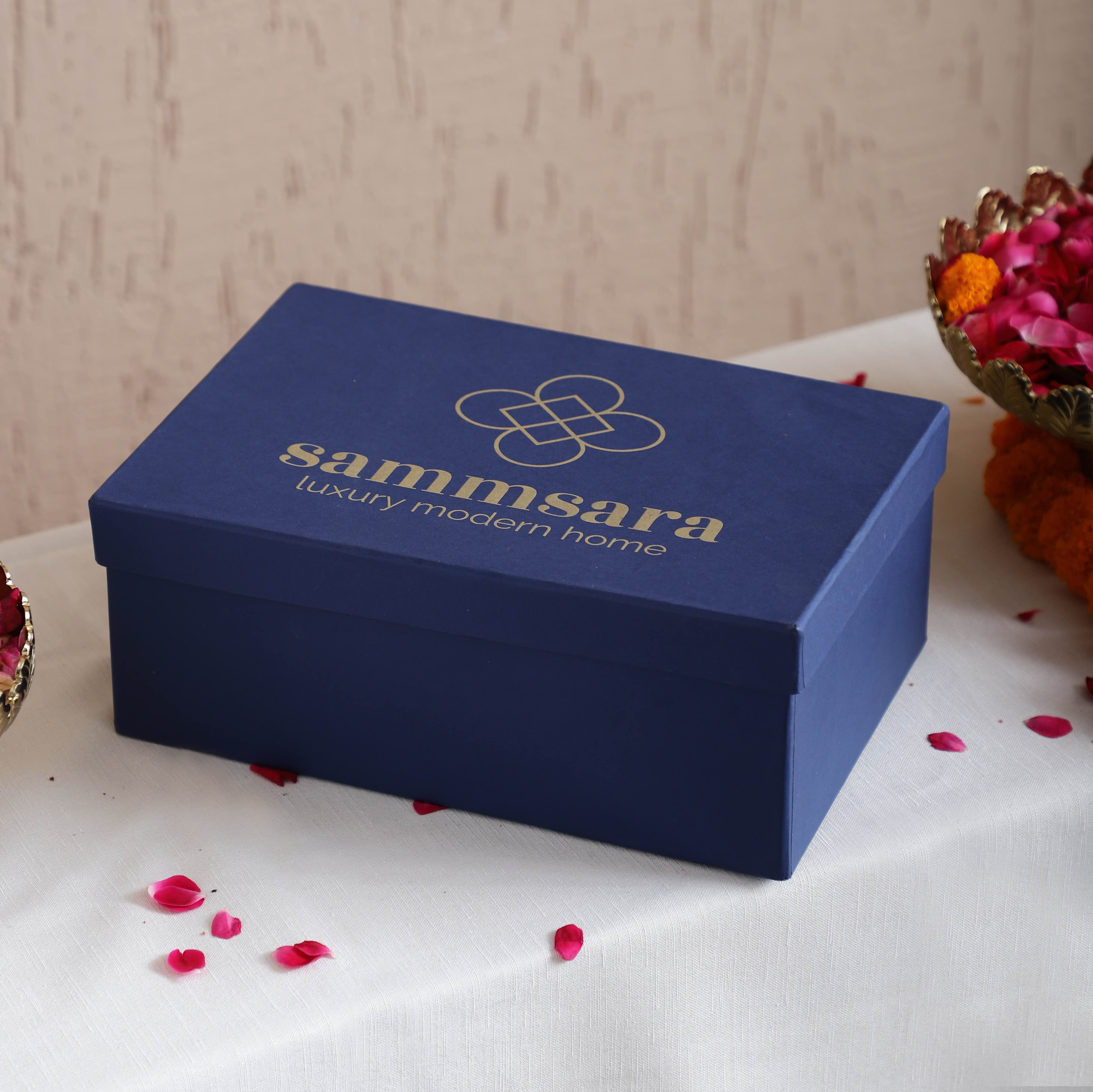 Sammsara Brass Dual Lotus Holder Gift Set with Incense Sticks