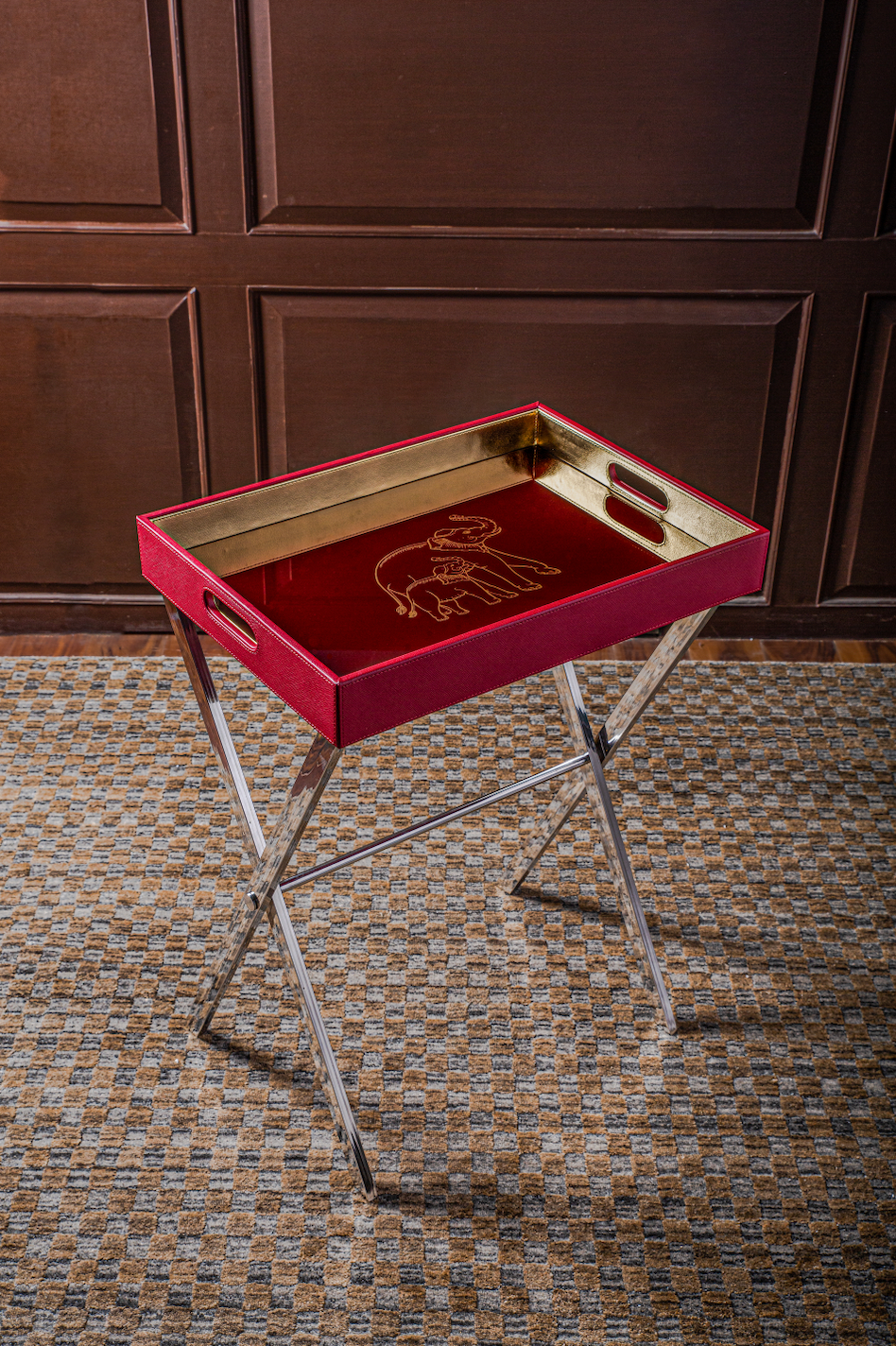 Clover Elephant Butler Tray Table