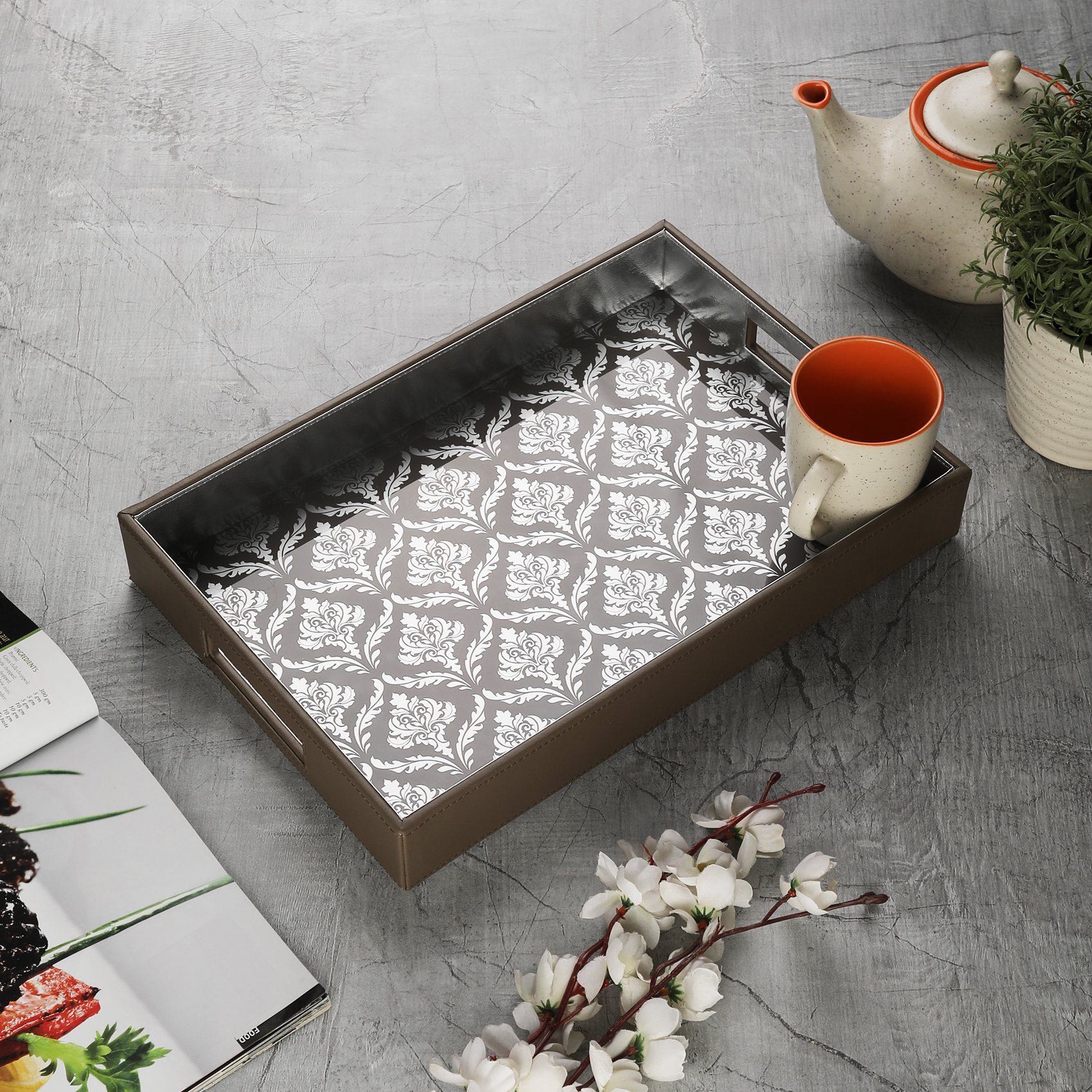 Coonoor Beige Glass Printed Rectangle Tray