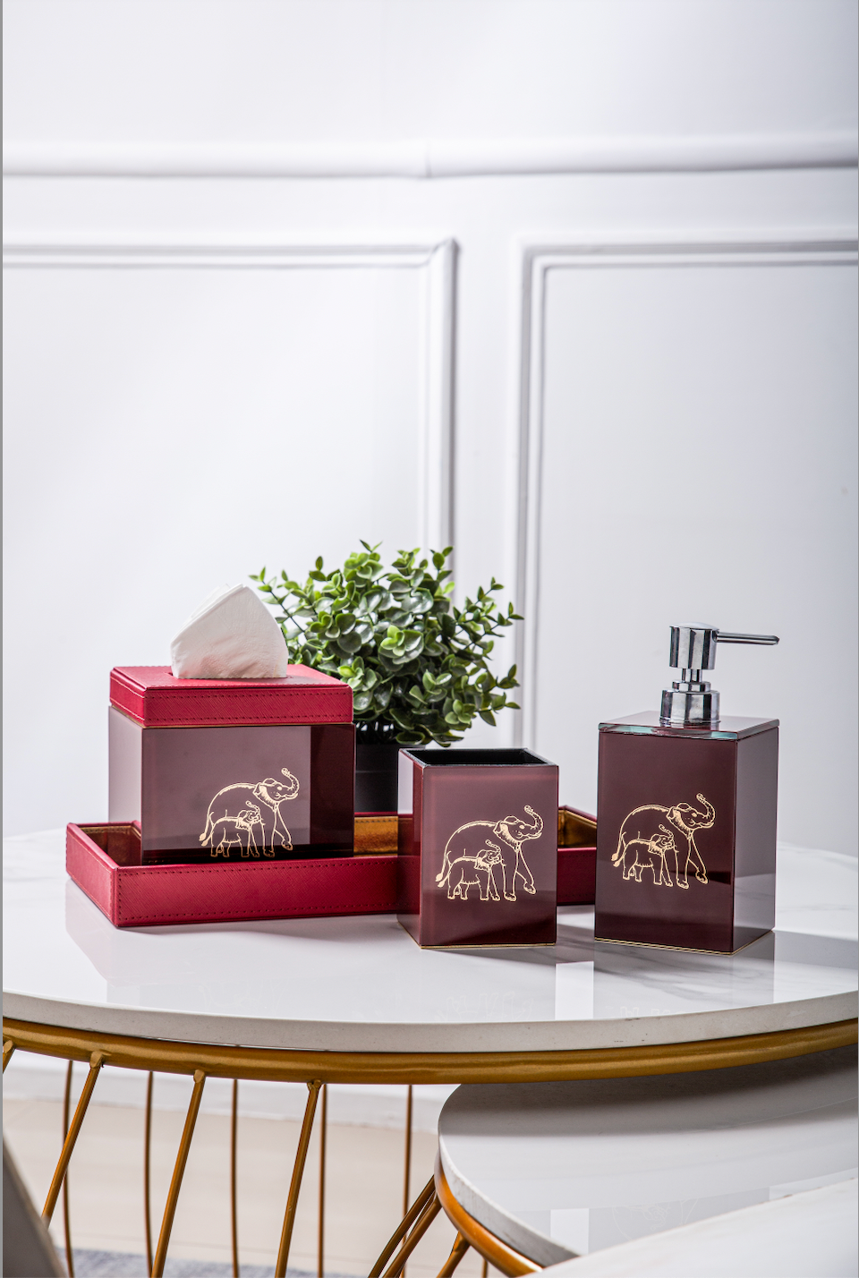 Clover Elephant Bathroom Set