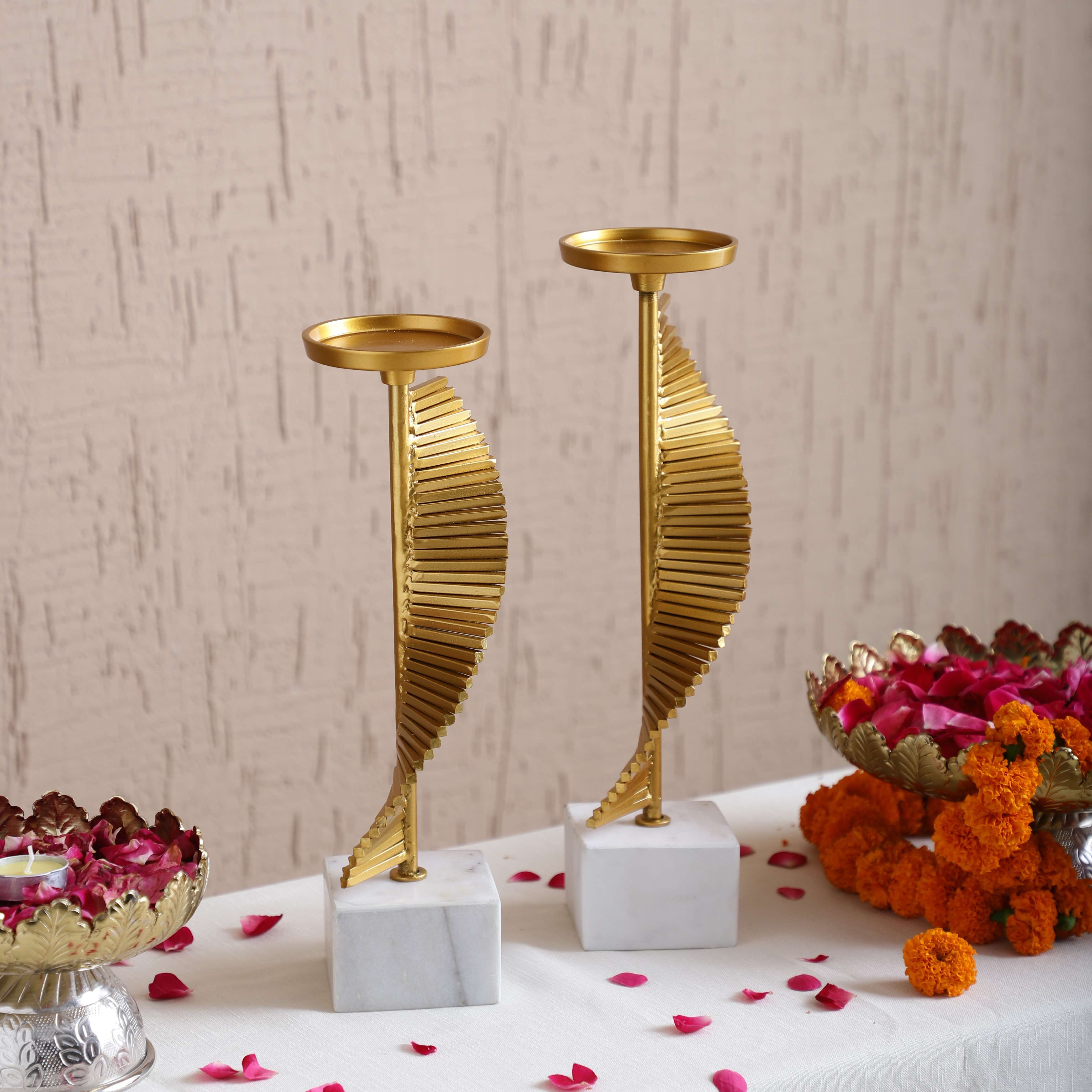 Scarlett Gold Candleholders Set of 2
