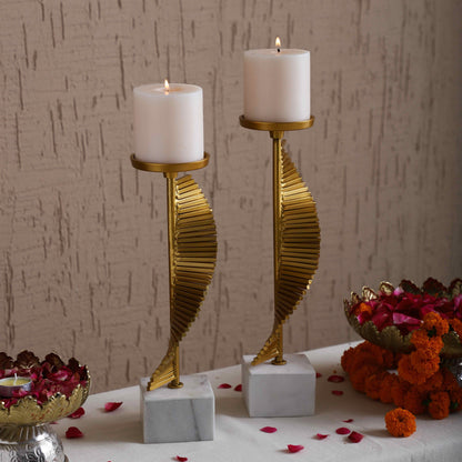 Scarlett Gold Candleholders Set of 2